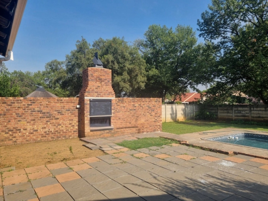 3 Bedroom Property for Sale in Vaalpark Free State